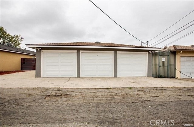 Building Photo - 3239 E Wilton St