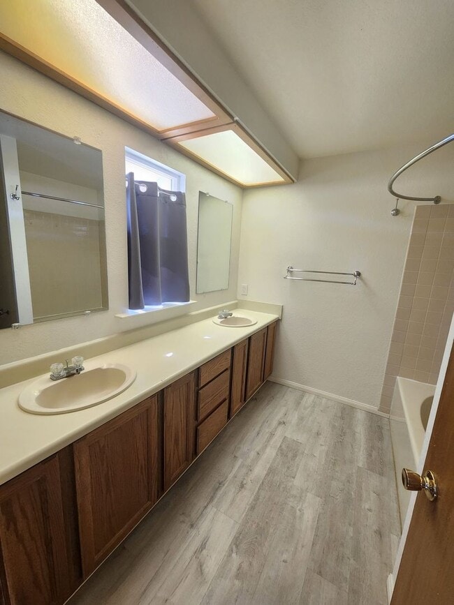 Building Photo - COMING SOON! Must See!!! Nice house at the end of a Cul de Sac!