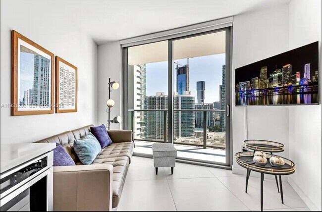 Building Photo - 501 NE 31st St