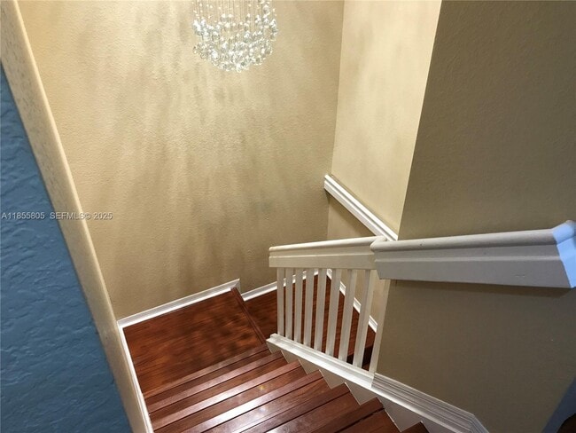 Building Photo - 6037 SW 19th St