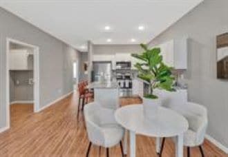 Building Photo - 775 N St Paul St