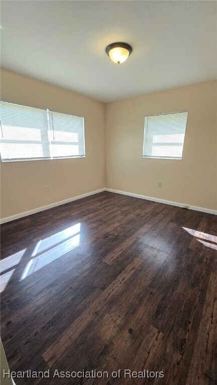 Building Photo - 117 Sparrow Ave