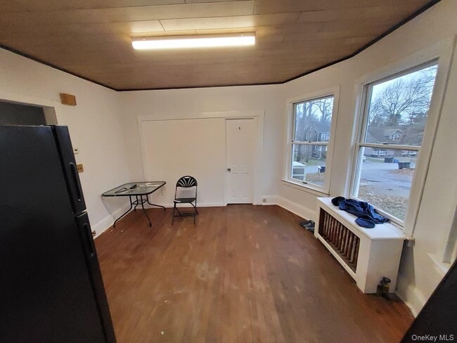 Building Photo - 31 Park Ave