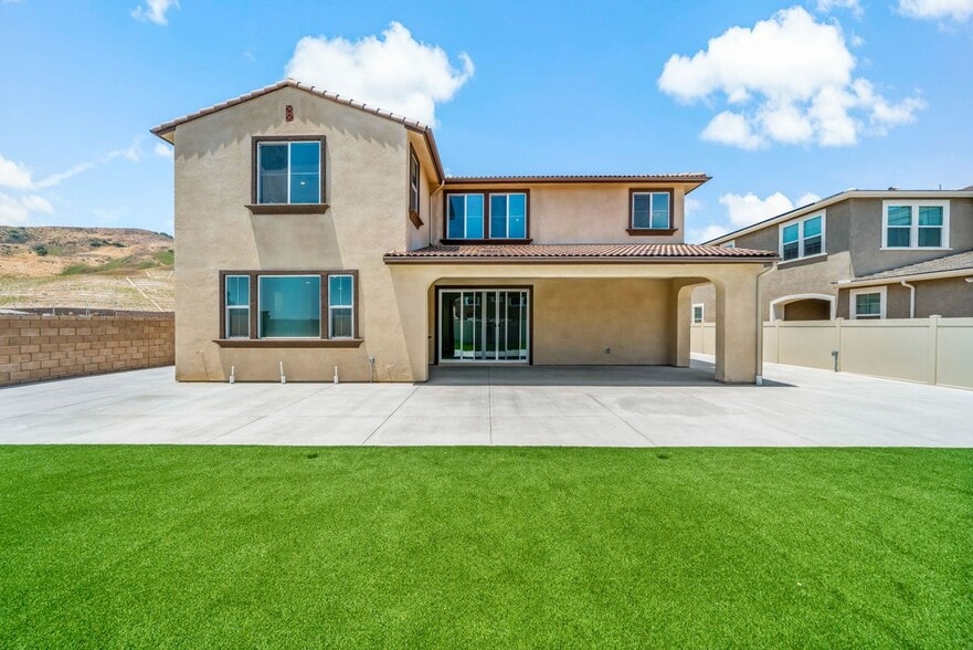 Building Photo - 18191 Crow Cir