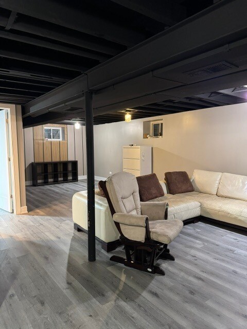Building Photo - 5115 N Mission Dr