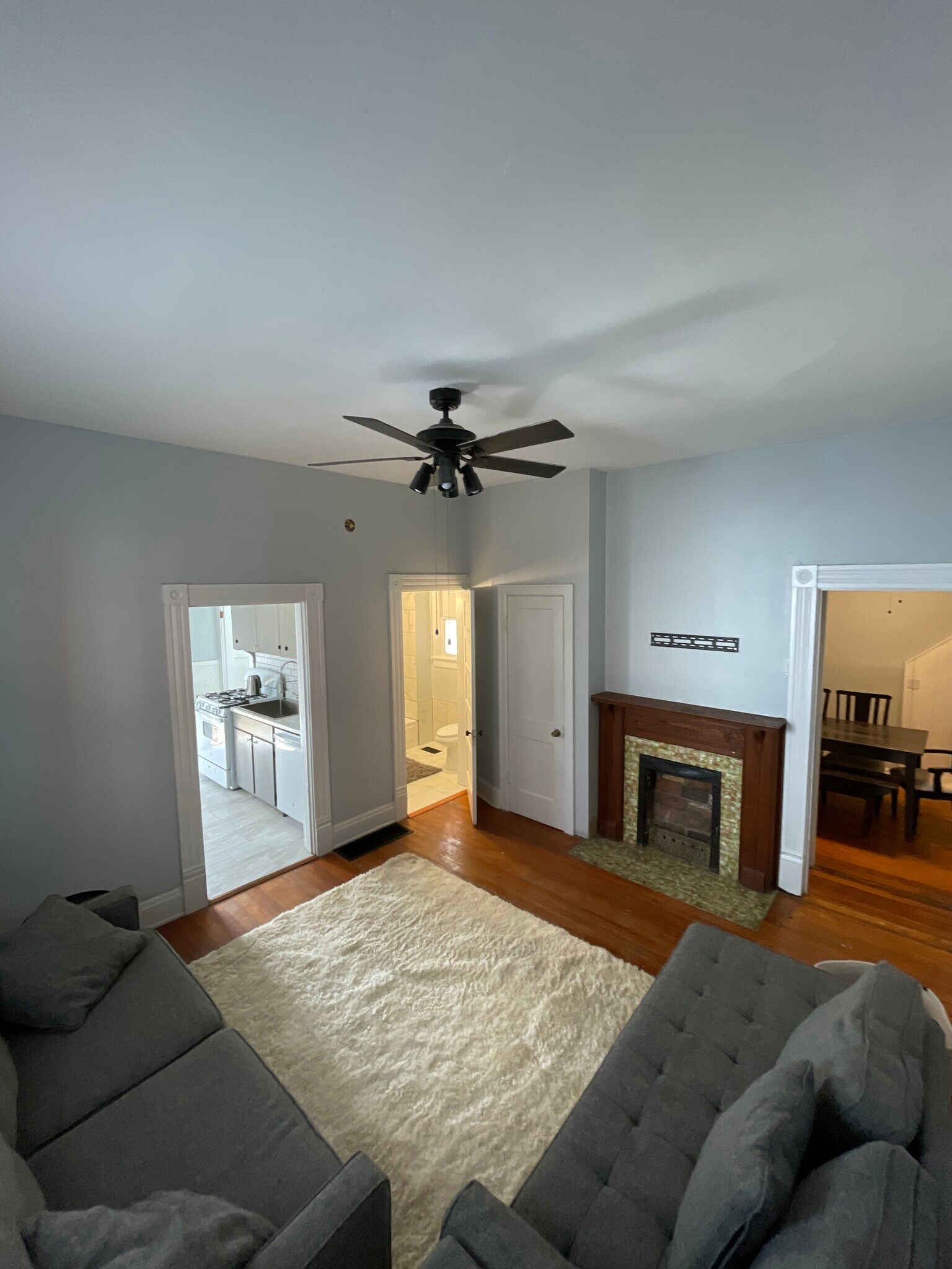 Building Photo - 214 Arlington Ave