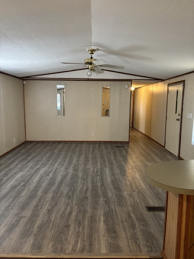 Building Photo - 1102 Turley Ct
