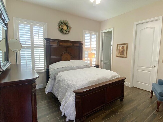 Building Photo - 3920 Grassland Lp