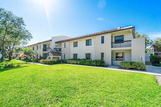 Building Photo - 8436 Cypress Ln