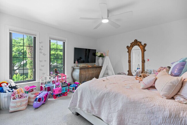 Building Photo - 6204 Celadon Cir