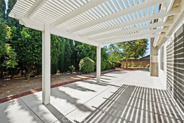 Building Photo - 4068 Jeffrey Dr