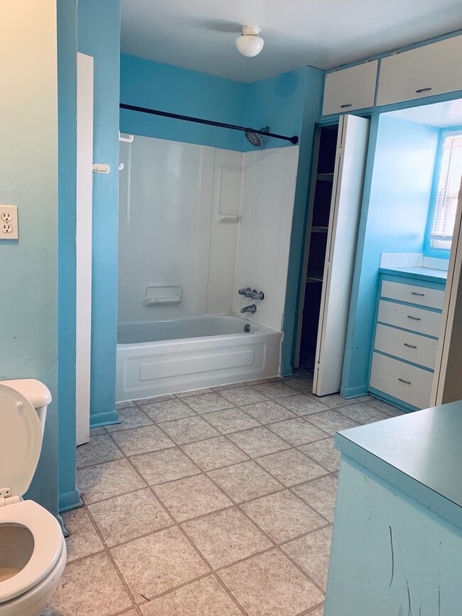 Building Photo - Charming 2-Bedroom Ranch with Stunning Views — Peaceful Country Living Just South of Milliken!