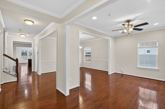 Building Photo - 108 Pollen Dr