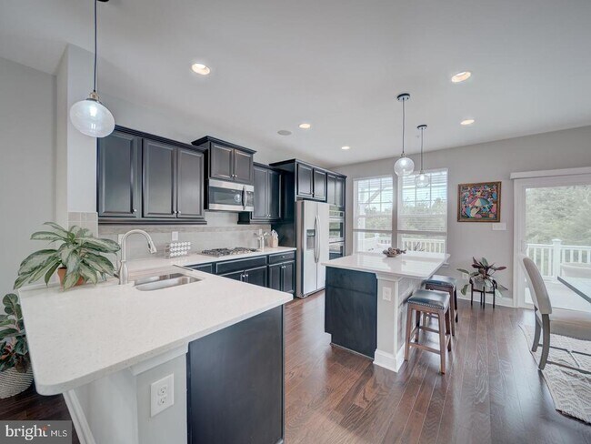 Building Photo - 2805 Medstead Ln