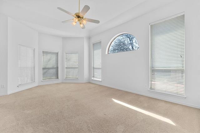 Building Photo - 8408 Falconet Cir