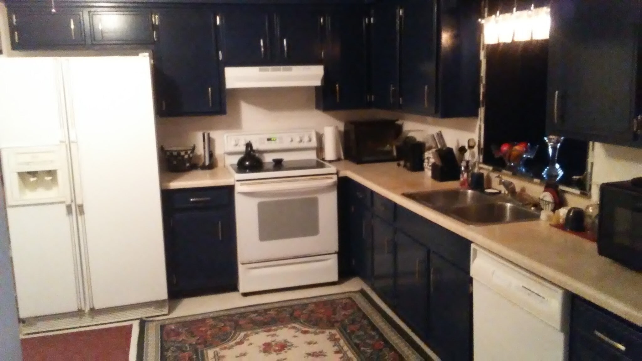 Kitchen - 2620 Moody Ave