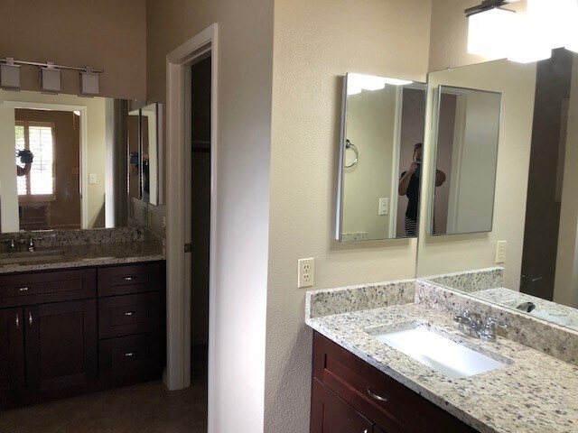 Building Photo - This is a Beautiful Home!  Just waiting for you in a 45+ Active Adult Community, Long Term Unfurn...