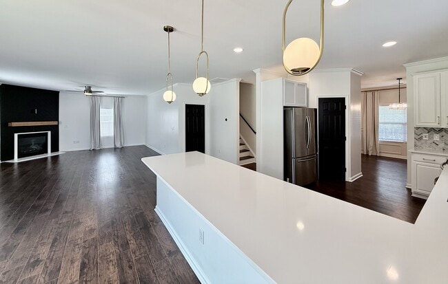 Building Photo - 4604 Miller Dr