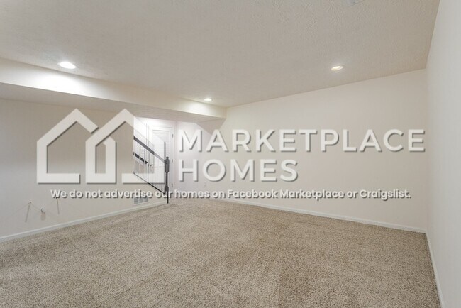 Building Photo - 3426 Hidden Falls Ct