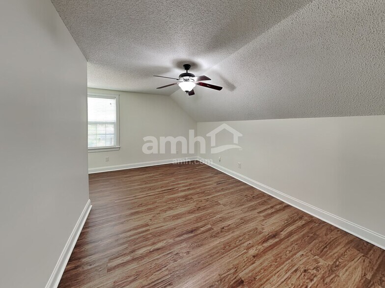 Building Photo - 13429 Glenwyck Ln