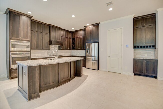 Building Photo - 19 Daffodil Meadow Pl