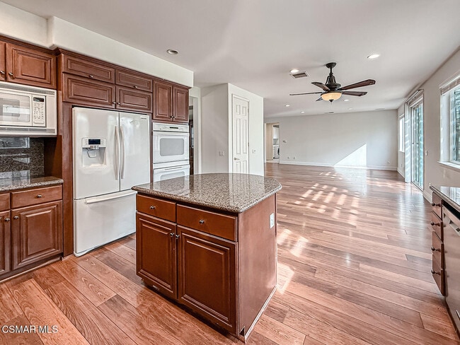 Building Photo - 780 Paseo De Leon