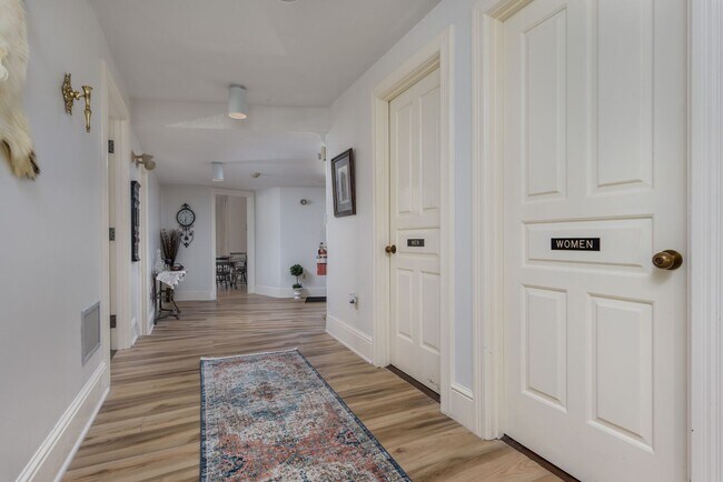 Building Photo - 132 State St