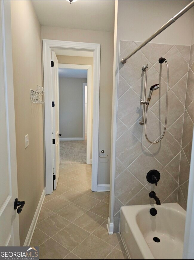 Building Photo - 609 Tulip Poplar Dr