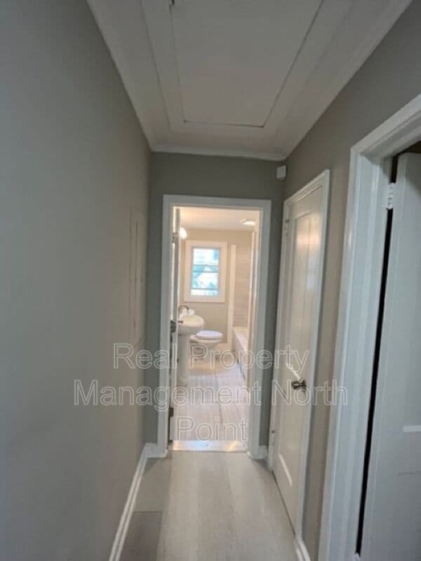 Building Photo - 456 Birney St NE