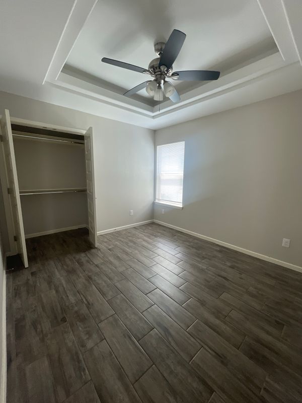 Building Photo - 3808 Bella Costa Dr
