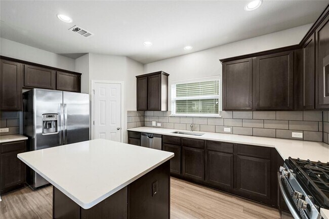 Building Photo - 821 Fortrose Ter