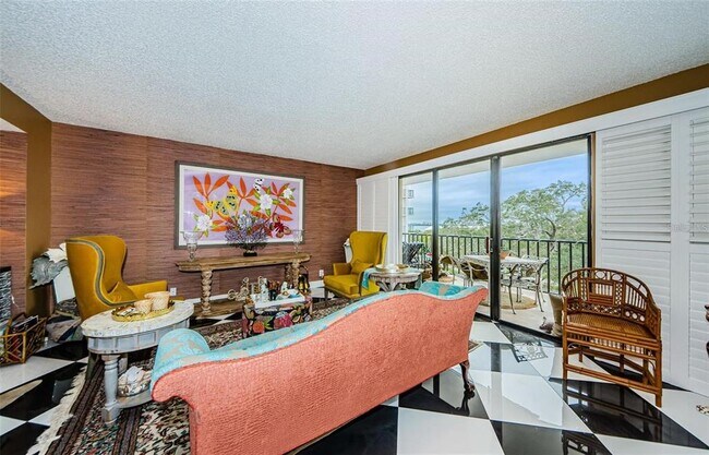 Building Photo - 150 Belleview Blvd