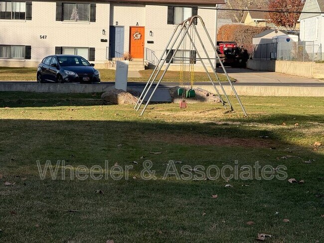 Building Photo - 546 E 450 S