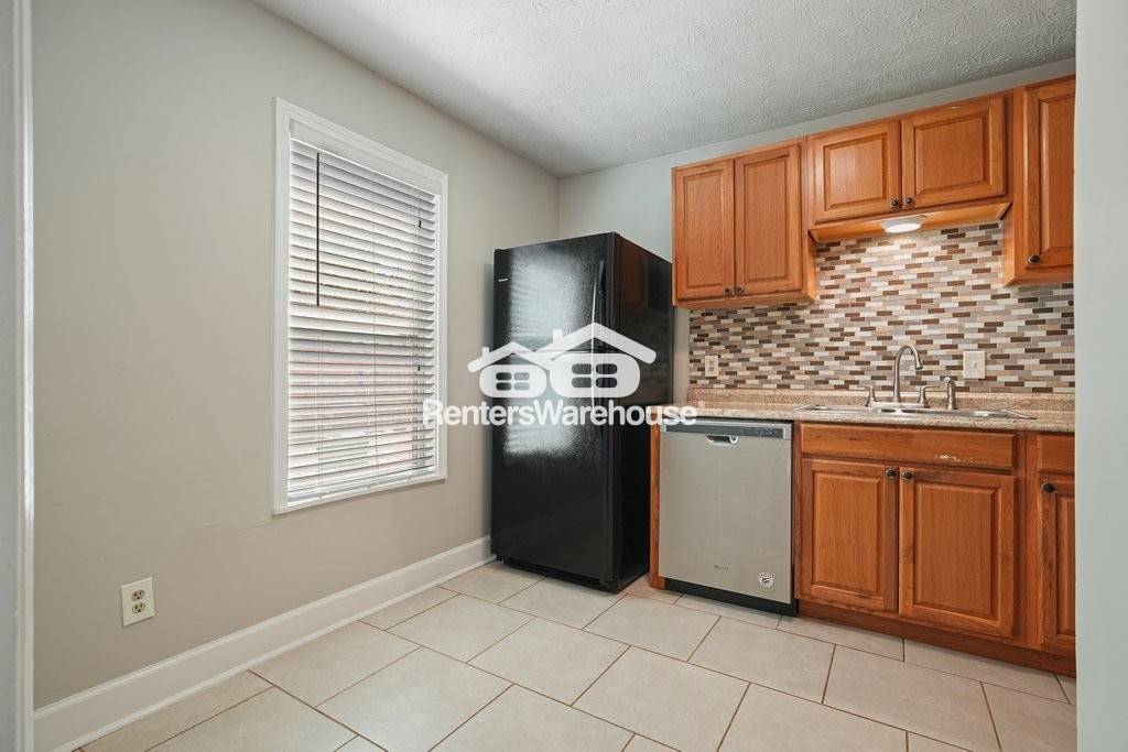 Building Photo - 1822 Cumberland Valley Pl SE