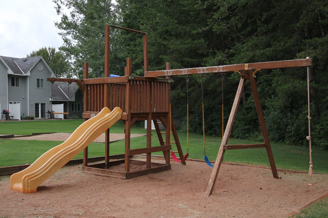 Building Photo - Ironton Townhomes