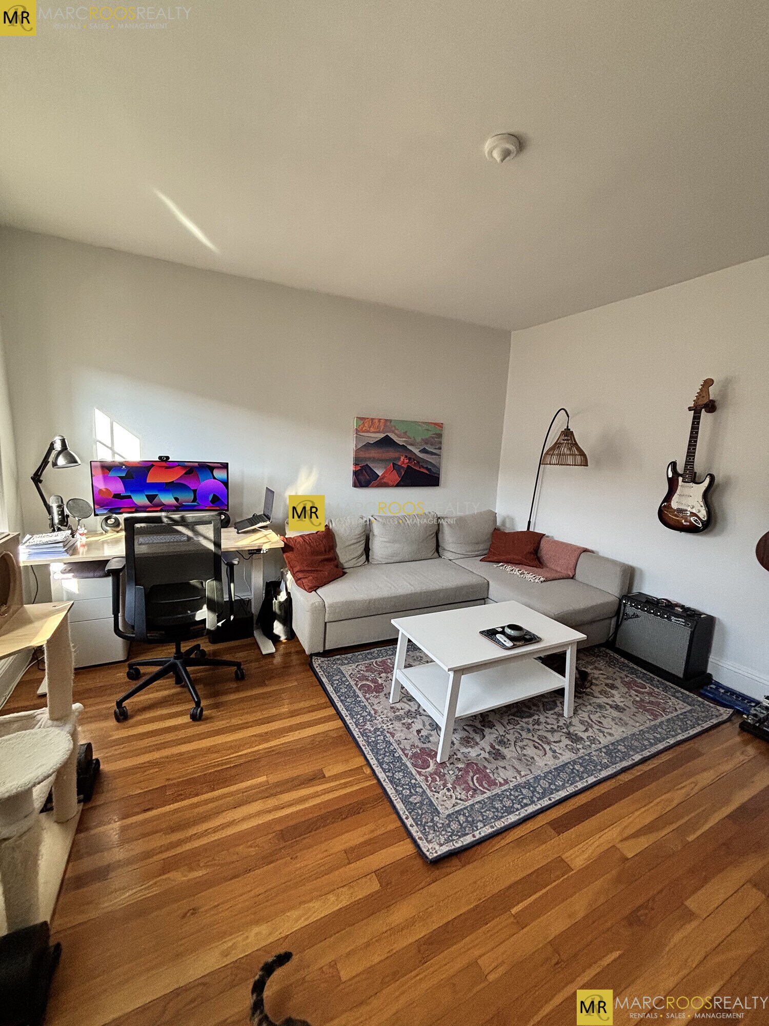 Building Photo - 52 Strathmore Rd