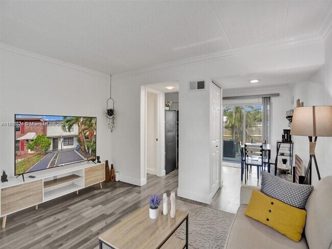 Building Photo - 3603 Townhouse Ct