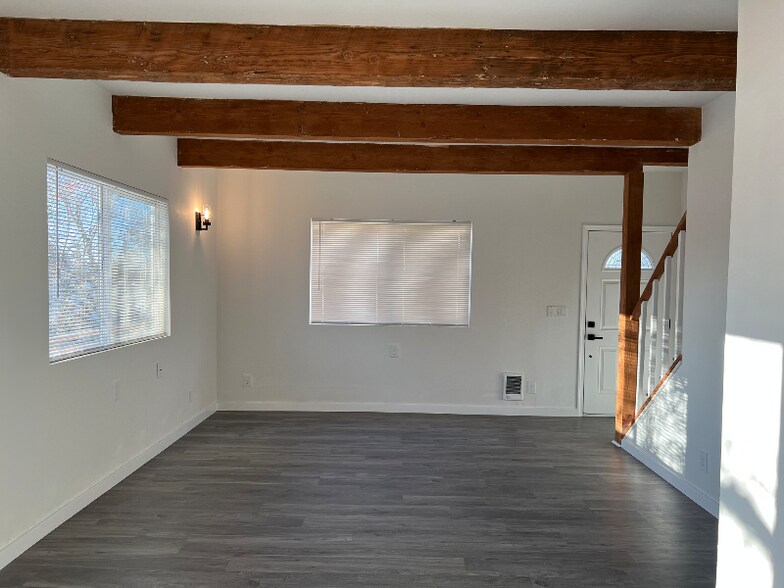 Building Photo - 7774 Highland Park Wy SW