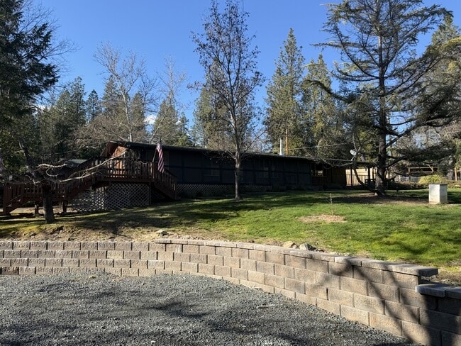 Building Photo - 7429 W Evans Creek Rd