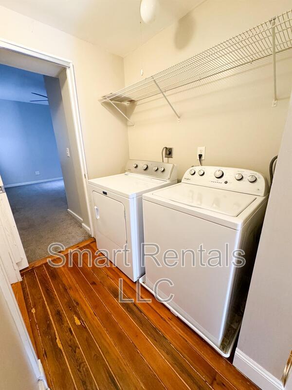 Building Photo - 1711 S 8th St