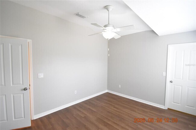 Building Photo - 11405 Flora Springs Dr
