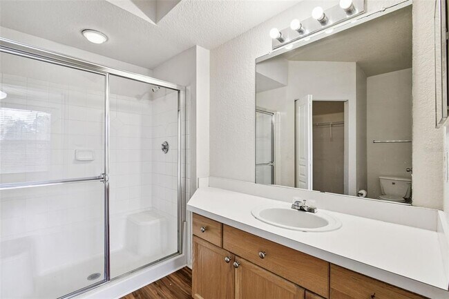 Building Photo - 5125 Palm Springs Blvd