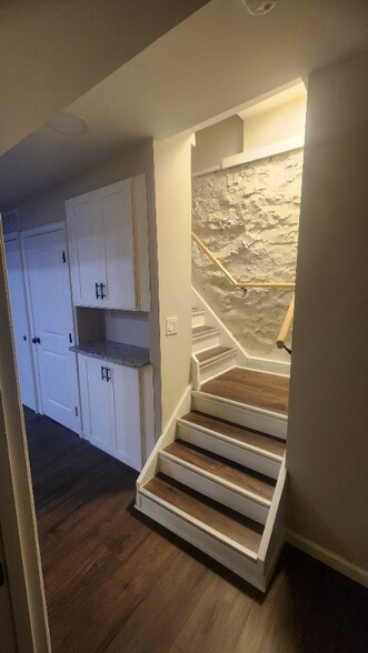 Building Photo - 3512 Holmes Ave