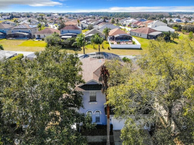 Building Photo - 846 Orista Dr