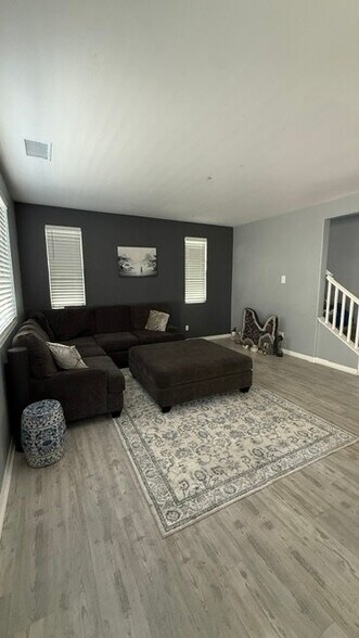 Building Photo - 8506 Sandstone Pl
