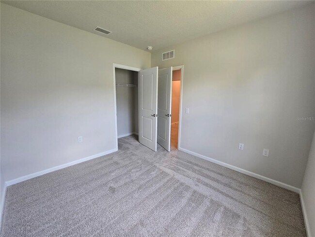 Building Photo - 456 Voltaire Dr
