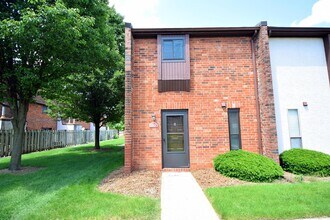 Building Photo - 20 King Arthur Ct