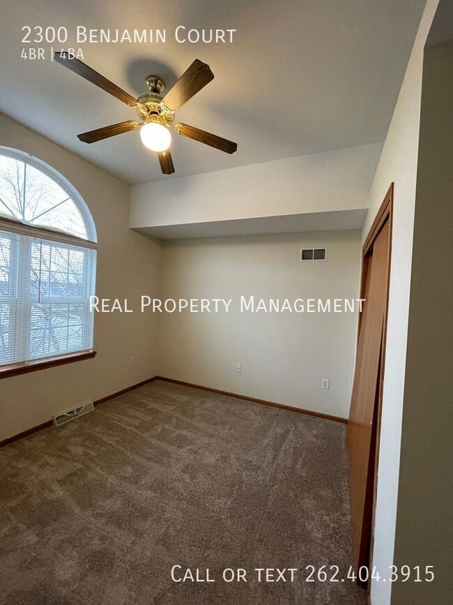 Building Photo - 2300 Benjamin Ct