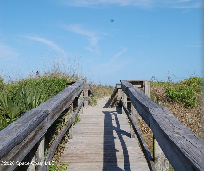 Building Photo - 5350 Ocean Beach Blvd