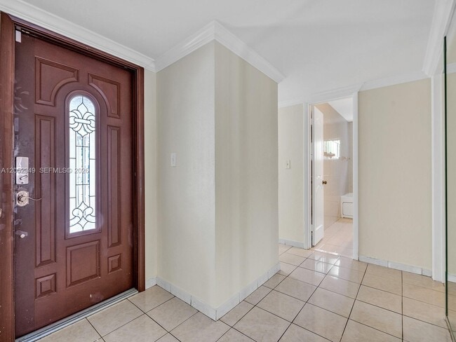 Building Photo - 1430 SW 102nd Ct